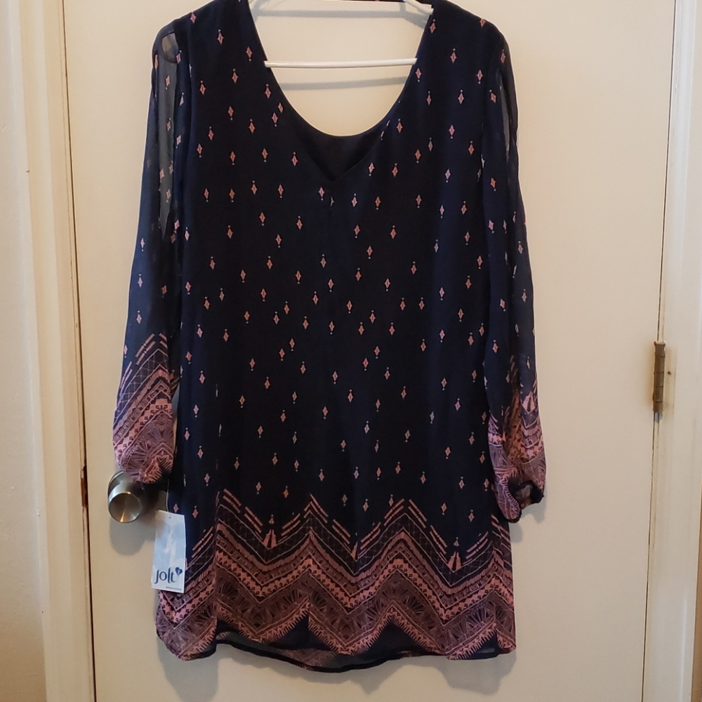 Dress - Picture 2 of 5